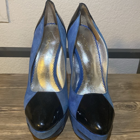 BEBE SUEDE BLUE TWO TONE WEDGES - Picture 2 of 4